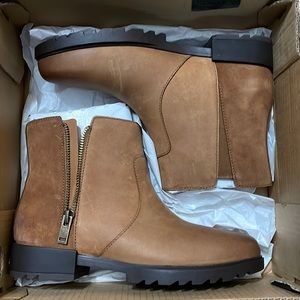 SOREL Women's Emelie II Zip Boot — Waterproof Leather Rain Boots